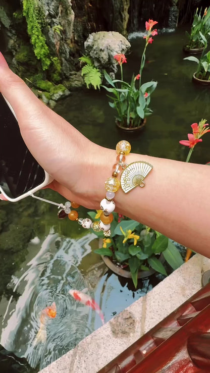 溫暖金色松果吊飾